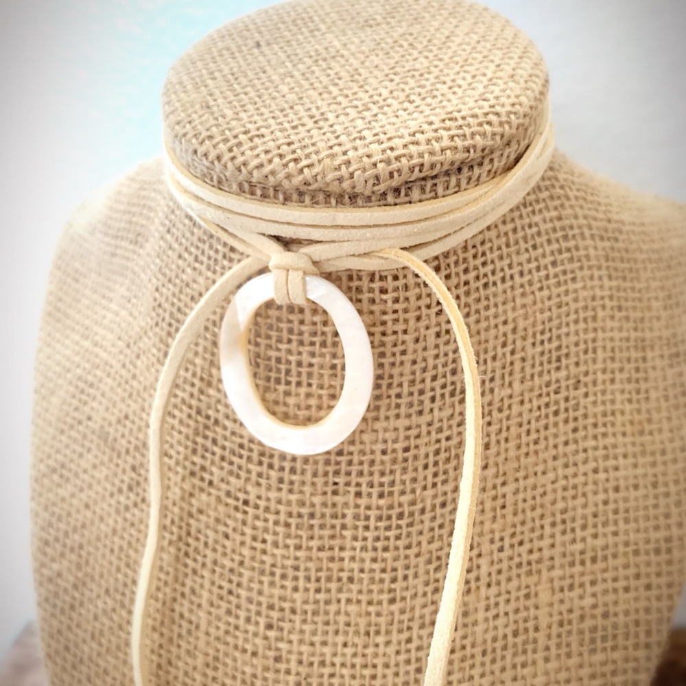 Mother of Pearl Choker